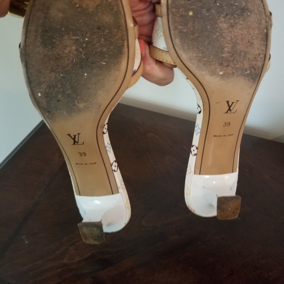 Authentic louis Vuitton heels - Picture 3 of 3